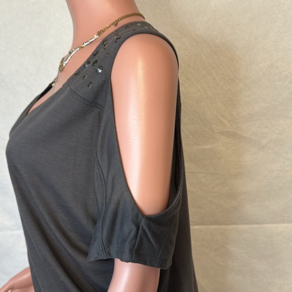 Rock & Republic Top - Picture 4 of 6